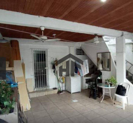 Imagem Casa com 5 Quartos à Venda, 246 m² em Monteiro - Recife