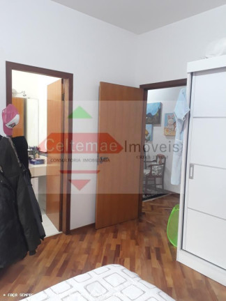 Imagem Casa com 5 Quartos à Venda, 258 m² em Loteamento Pinheiros De Tremembé - Tremembé Imagem Casa com 5 Quartos à Venda, 258 m² em Loteamento Pinheiros De Tremembé - Tremembé