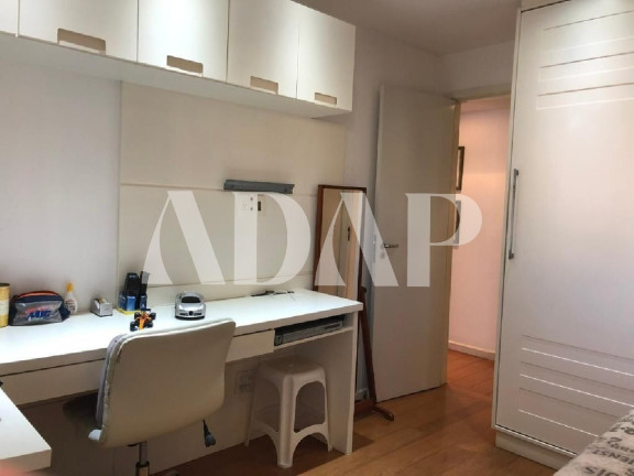 Imagem Imóvel com 3 Quartos à Venda, 129 m² em Barra Da Tijuca - Rio De Janeiro Imagem Imóvel com 3 Quartos à Venda, 129 m² em Barra Da Tijuca - Rio De Janeiro