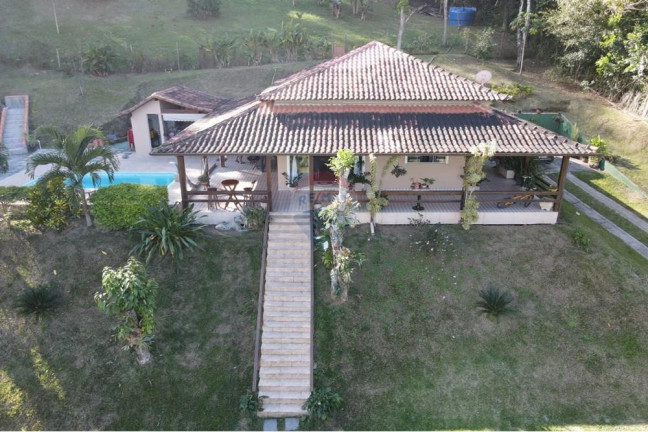 Imagem Imóvel com 3 Quartos à Venda, 250 m² em Sampaio Correa - Saquarema