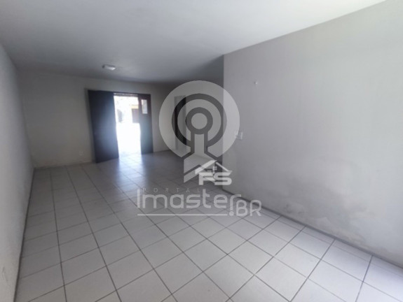 Imagem Casa com 3 Quartos para Alugar, 170 m² em Lagoa Redonda - Fortaleza
