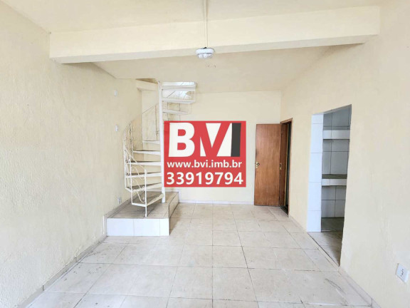 Imagem Casa com 1 Quarto à Venda, 50 m² em Olaria - Rio De Janeiro Imagem Casa com 1 Quarto à Venda, 50 m² em Olaria - Rio De Janeiro