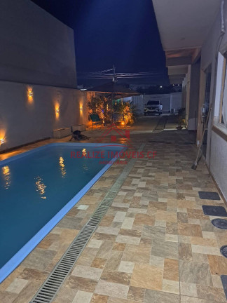 Imagem Casa com 6 Quartos à Venda, 150 m² em Guriri - Cabo Frio Imagem Casa com 6 Quartos à Venda, 150 m² em Guriri - Cabo Frio