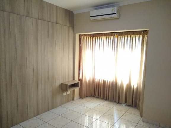 Imagem Casa com 5 Quartos à Venda, 200 m² em Nova Jacarezinho - Jacarezinho