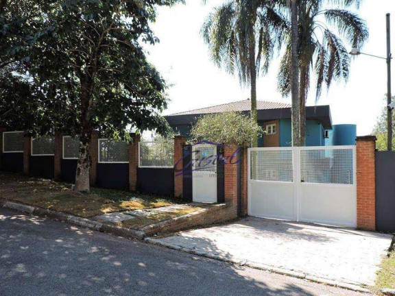 Casa com 6 Quartos à Venda ou Locação, 550 m² em Granja Viana - Carapicuíba