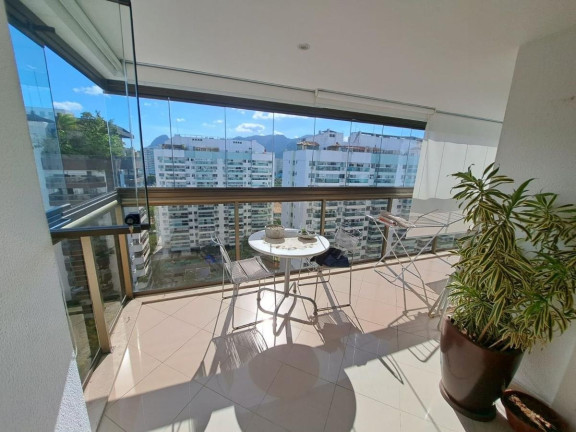 Imagem Apartamento com 4 Quartos à Venda, 194 m² em Jacarepaguá - Rio De Janeiro