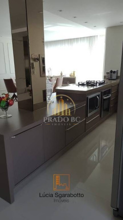 Imagem Apartamento com 3 Quartos à Venda, 225 m² em Centro - Balneário Camboriú