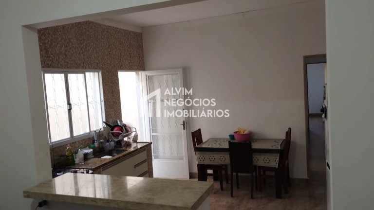 Imagem Casa com 2 Quartos à Venda, 117 m² em Parque Martim Cererê - São José Dos Campos