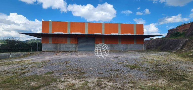 Galpão para Alugar, 1.800 m² em Guaxinduva - Atibaia