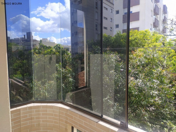 Imagem Imóvel com 3 Quartos à Venda, 120 m² em Rio Branco - Porto Alegre Imagem Imóvel com 3 Quartos à Venda, 120 m² em Rio Branco - Porto Alegre
