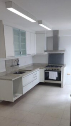 Imagem Casa com 3 Quartos para Alugar, 190 m² em Jardim América - São Paulo Imagem Casa com 3 Quartos para Alugar, 190 m² em Jardim América - São Paulo