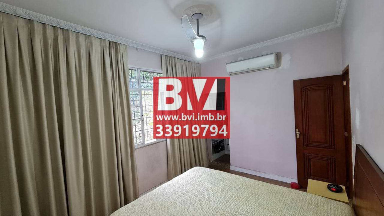 Imagem Casa com 3 Quartos à Venda, 127 m² em Olaria - Rio De Janeiro Imagem Casa com 3 Quartos à Venda, 127 m² em Olaria - Rio De Janeiro
