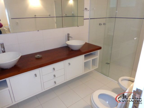 Imagem Casa com 6 Quartos para Temporada, 450 m² em Tenório - Ubatuba Imagem Casa com 6 Quartos para Temporada, 450 m² em Tenório - Ubatuba