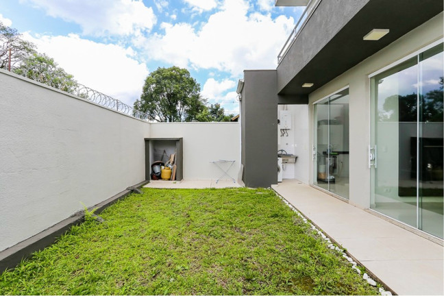 Imagem Casa com 3 Quartos à Venda, 218 m² em Pilarzinho - Curitiba