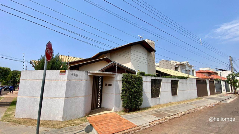 Casa com 3 Quartos à Venda, 227 m² em Vila Vilas Boas - Campo Grande