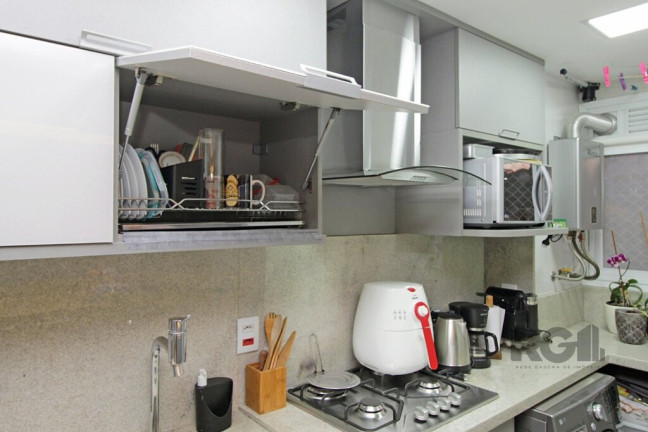Imagem Imóvel com 2 Quartos à Venda, em Teresópolis - Porto Alegre Imagem Imóvel com 2 Quartos à Venda, em Teresópolis - Porto Alegre