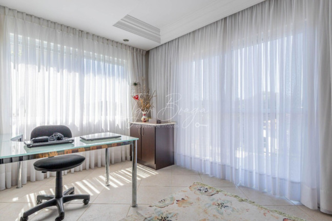 Imagem Casa com 5 Quartos à Venda, 374 m² em São João - Curitiba
