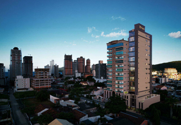 Imagem Imóvel com 3 Quartos à Venda, 91 m² em Perequê - Porto Belo Imagem Imóvel com 3 Quartos à Venda, 91 m² em Perequê - Porto Belo