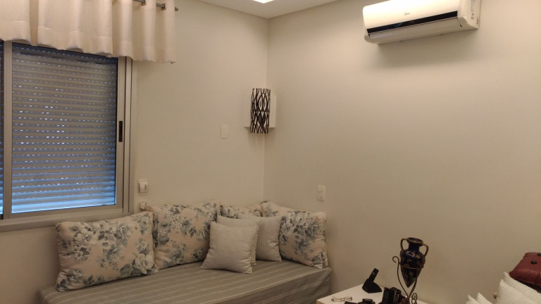 Imagem Apartamento com 3 Quartos à Venda, 189 m² em Embaré - Santos