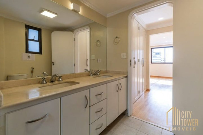 Imagem Apartamento com 3 Quartos à Venda, 209 m² em Itaim Bibi - São Paulo