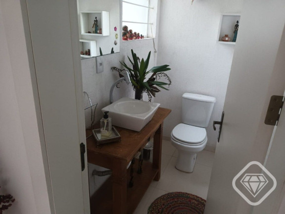 Imagem Casa com 3 Quartos à Venda,  em Ipanema - Porto Alegre