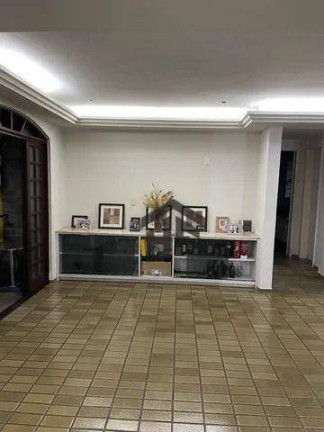 Imagem Casa com 3 Quartos à Venda, 360 m² em Cordeiro - Recife