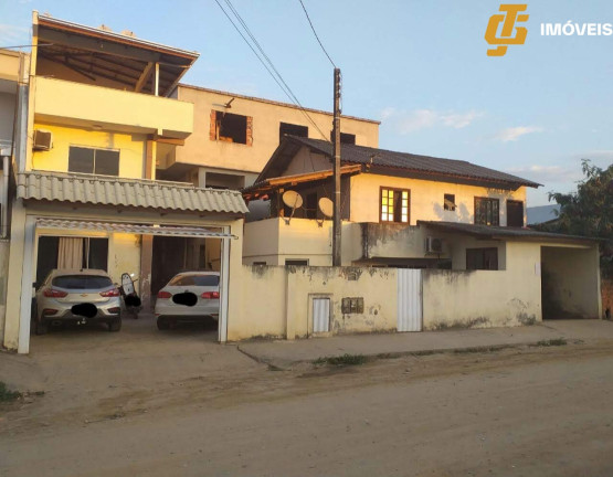 Casa à Venda, 319 m² em Tabuleiro - Camboriú