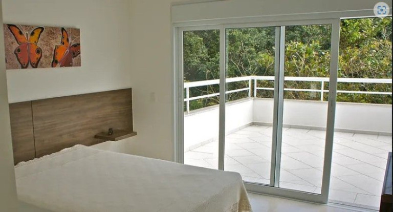 Imagem Sobrado com 6 Quartos à Venda, 450 m² em Guaratuba - Bertioga Imagem Sobrado com 6 Quartos à Venda, 450 m² em Guaratuba - Bertioga