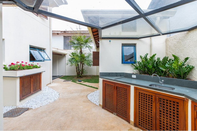 Imagem Casa com 3 Quartos à Venda, 220 m² em Moema - São Paulo