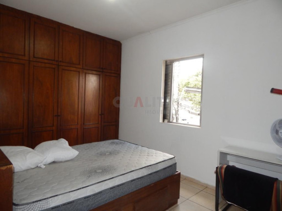 Imagem Casa com 4 Quartos para Alugar, 192 m² em Moema - São Paulo