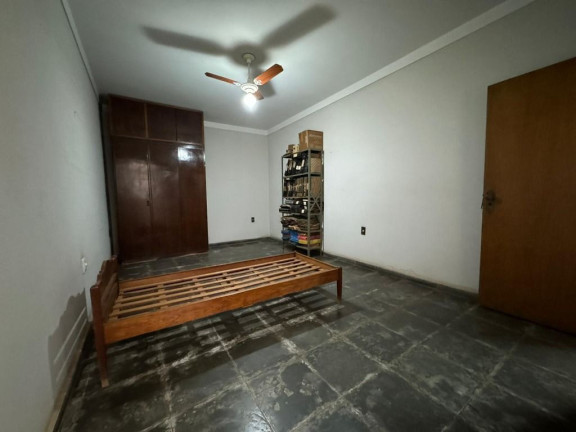 Imagem Casa com 3 Quartos à Venda, 210 m² em Setor Campinas - Goiânia