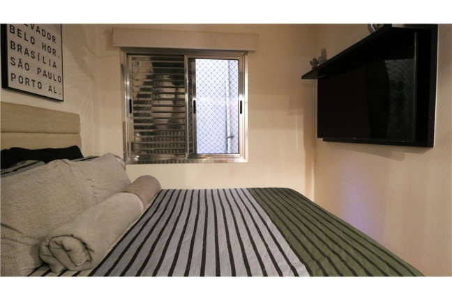 Imagem Imóvel com 1 Quarto à Venda, em Pinheiros - São Paulo Imagem Imóvel com 1 Quarto à Venda, em Pinheiros - São Paulo