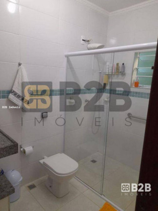 Imagem Casa com 3 Quartos à Venda, 180 m² em Parque Dos Eucaliptos - Bauru