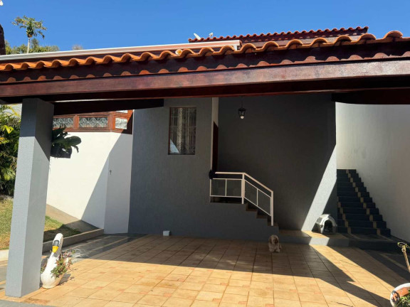 Imagem Casa com 3 Quartos à Venda, 412 m² em Guatambu - Piedade