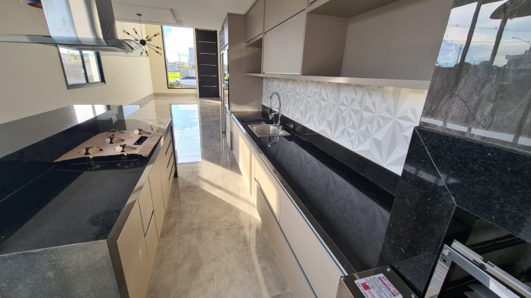 Imagem Casa de Condomínio com 3 Quartos à Venda, 307 m² em Parqville Pinheiros - Aparecida De Goiânia