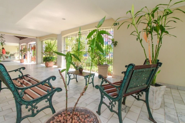 Imagem Apartamento com 3 Quartos à Venda, 197 m² em Auxiliadora - Porto Alegre Imagem Apartamento com 3 Quartos à Venda, 197 m² em Auxiliadora - Porto Alegre