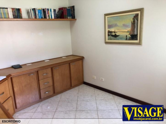 Imagem Casa com 3 Quartos à Venda, 375 m² em Bairro Do Coleginho - Jacareí Imagem Casa com 3 Quartos à Venda, 375 m² em Bairro Do Coleginho - Jacareí