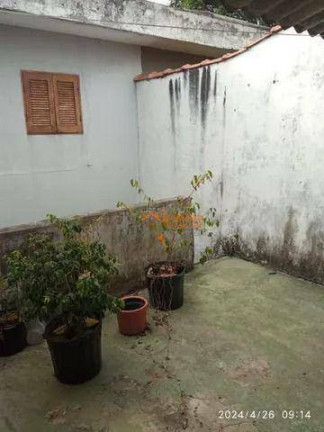 Imagem Sobrado com 3 Quartos à Venda, 200 m² em Jardim Presidente Dutra - Guarulhos Imagem Sobrado com 3 Quartos à Venda, 200 m² em Jardim Presidente Dutra - Guarulhos