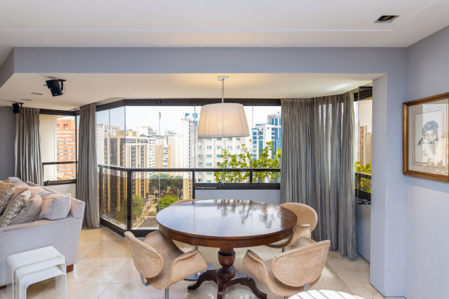 Imagem Apartamento com 3 Quartos à Venda, 232 m² em Moema - São Paulo Imagem Apartamento com 3 Quartos à Venda, 232 m² em Moema - São Paulo