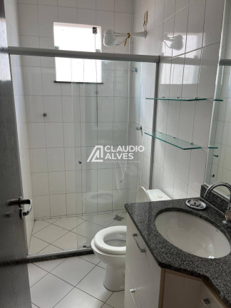 Imagem Casa com 3 Quartos à Venda, 130 m² em Feira De Santana