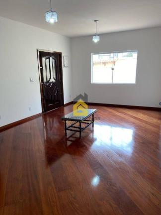 Sobrado com 3 Quartos para Alugar, 193 m² em Vila Helena - Santo André