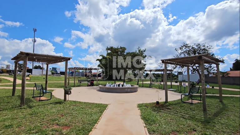 Imagem Terreno à Venda, 704 m² em Setor Habitacional Jardim Botânico - Brasília Imagem Terreno à Venda, 704 m² em Setor Habitacional Jardim Botânico - Brasília