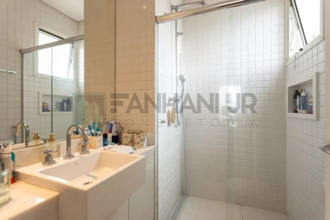 Imagem Cobertura com 3 Quartos à Venda, 245 m² em Itaim Bibi - São Paulo