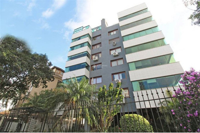 Imóvel com 3 Quartos à Venda,  em Cristo Redentor - Porto Alegre