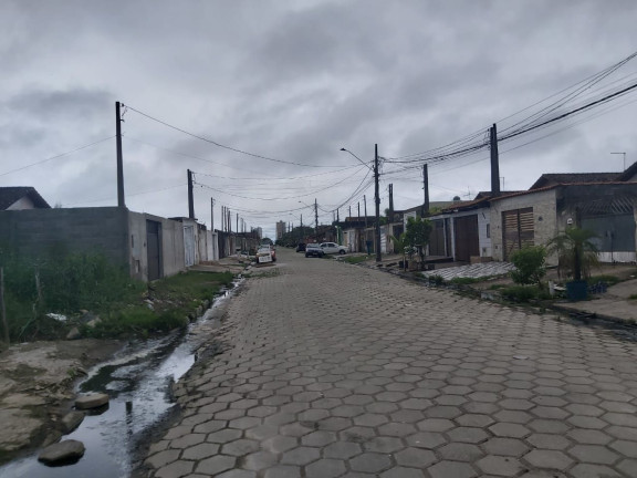 Imagem Casa com 2 Quartos à Venda, 175 m² em Vila Nossa Senhora De Fatima - Mongaguá Imagem Casa com 2 Quartos à Venda, 175 m² em Vila Nossa Senhora De Fatima - Mongaguá
