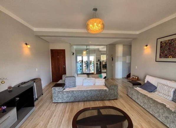Imagem Casa com 3 Quartos à Venda, 210 m² em Ingleses Do Rio Vermelho - Florianópolis