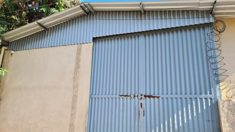 Imóvel com 3 Quartos à Venda, 360 m² em Inconfidentes - Contagem