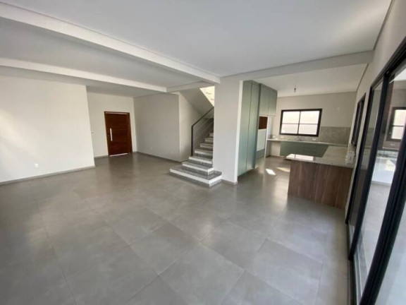 Imagem Sobrado com 4 Quartos à Venda, 212 m² em Jd Terra Do Vale - Caçapava Imagem Sobrado com 4 Quartos à Venda, 212 m² em Jd Terra Do Vale - Caçapava