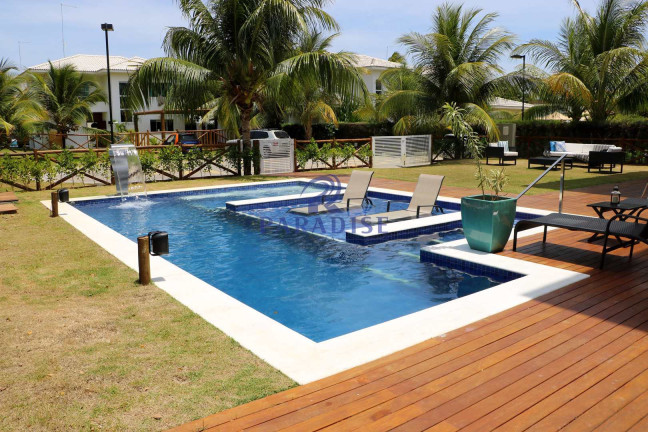 Imagem Casa com 8 Quartos à Venda, 362 m² em Guarajuba - Camaçari