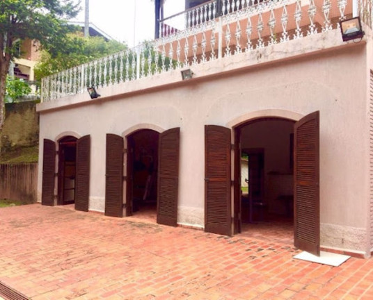 Imagem Casa com 6 Quartos à Venda, 225 m² em Cidade Satélite - Atibaia